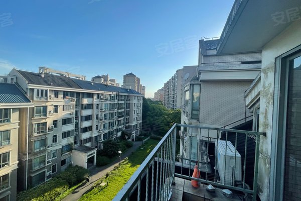 阳明国际花苑(一至三期)