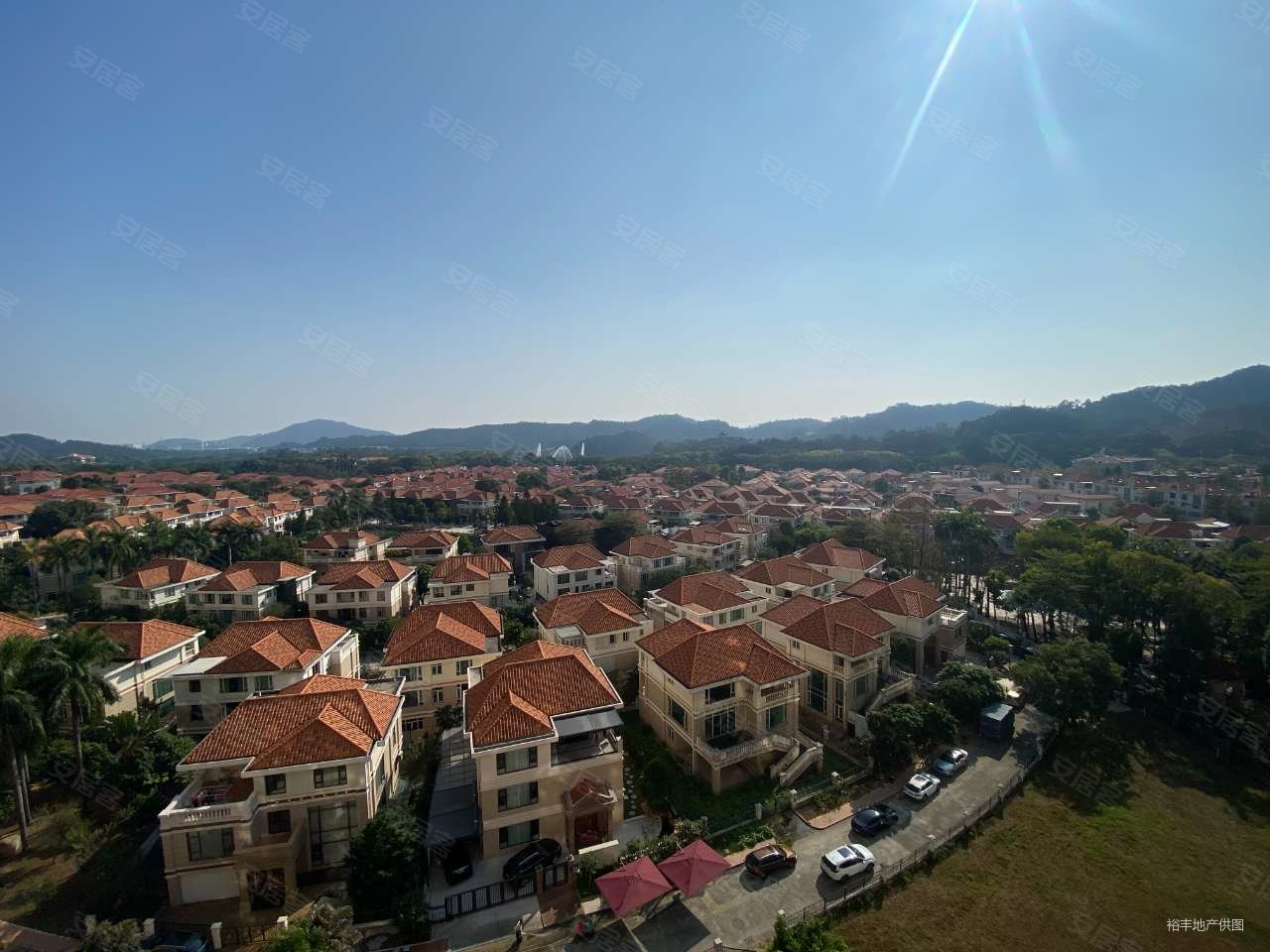 双卫格局,愉景花园(东城街道)二手房,1100万,4室2厅,2卫,220平米-东莞