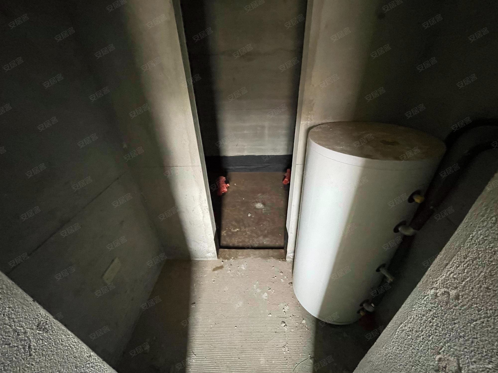 珑璟轩(别墅)4室2厅3卫169㎡南160万