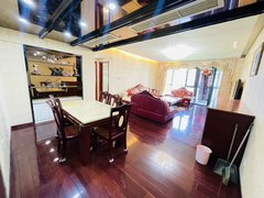 丽水莲都水木清华/欣苑万地 市政府附近 全屋实木地板 装修不错！空间大！带车库！出租房源真实图片