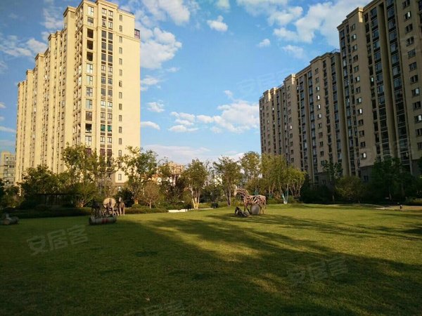 杭州上城丁桥阳光城翡丽湾同协地铁口阳光城翡丽湾精装三房出租,房东