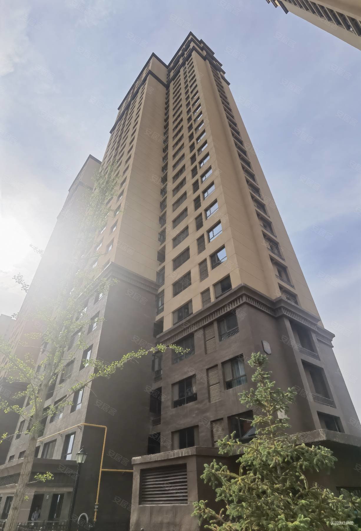 华远三千院 双卫生间 南北通透 正规商品房 板楼 次新房