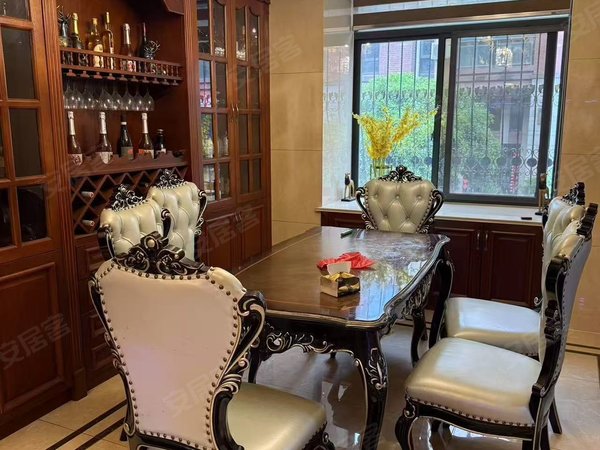 金华东阳东阳市中心海德公园(别墅)做直播拍摄看过来 海德公园别墅 适合电商自住带大院子临近义乌出租房源真实图片