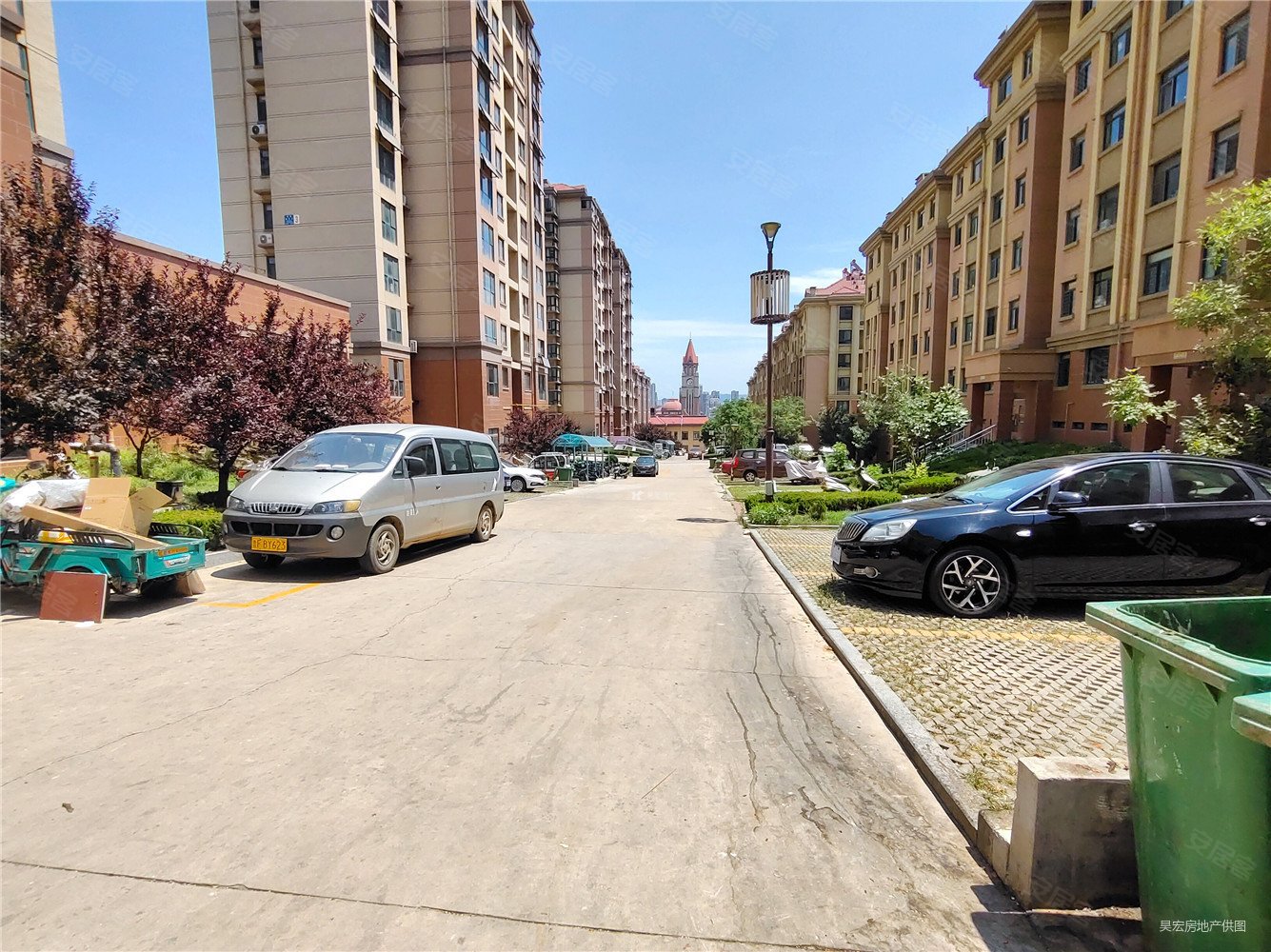 南北通透2室1厅奇泉梨花村精装修