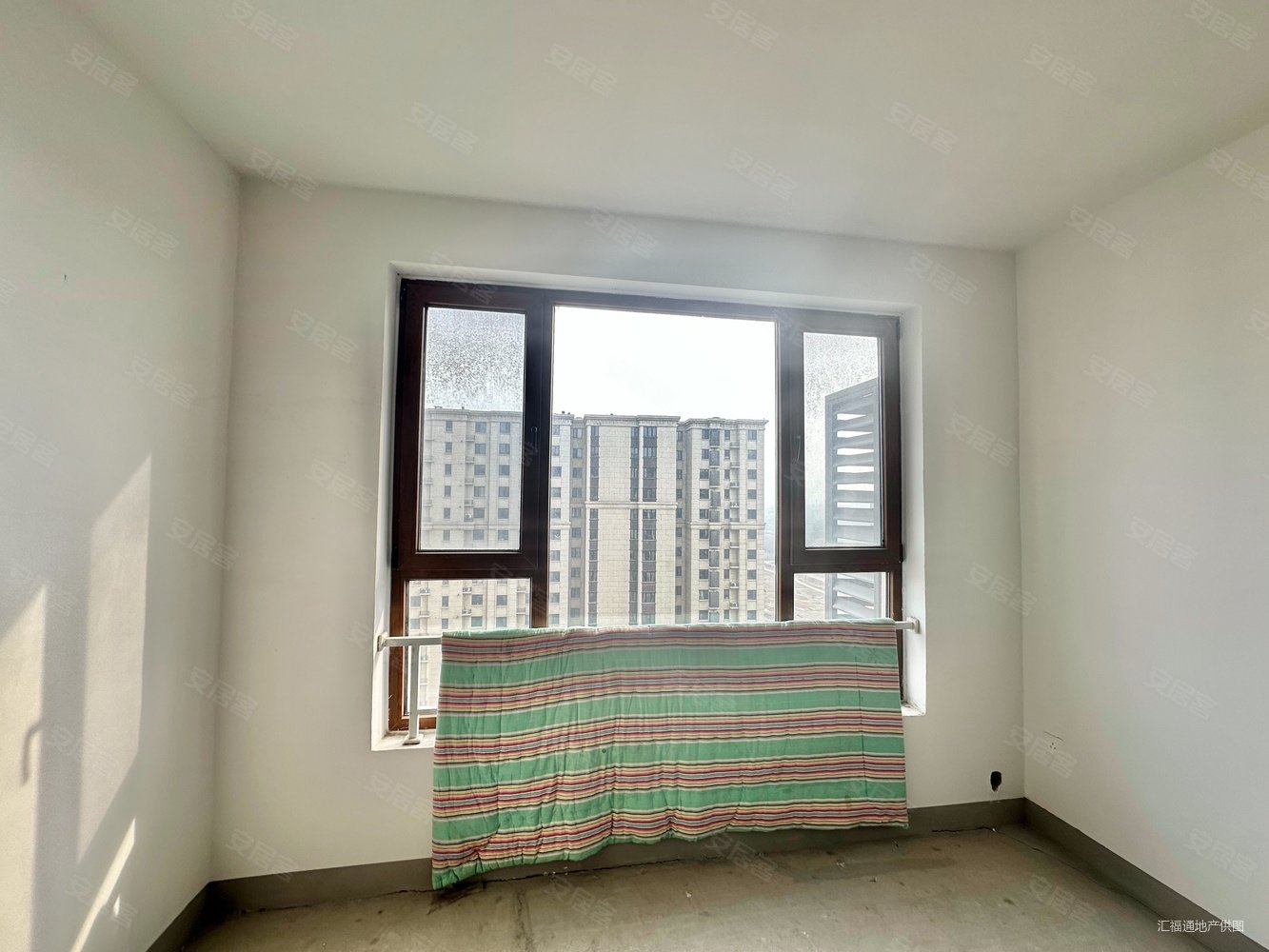 高铁新干线2室2厅1卫88㎡南40万