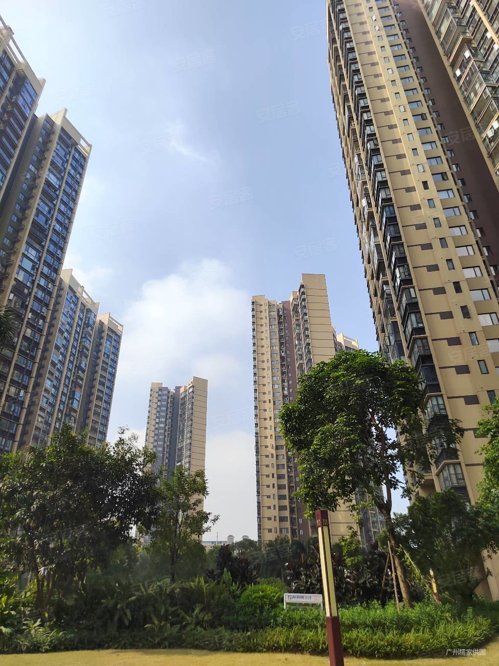 容桂颐安灏景湾全新未入住四房总价138万业主急售价格可谈