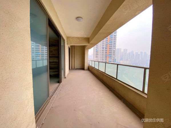 视野无遮挡,寰宇天下观澜苑a区二手房,520万,5室2厅,4卫,250平米-重庆