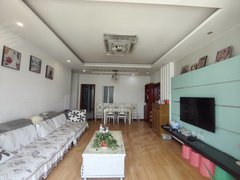 广元利州利州广场110路口附近三室两厅两卫出租,拎包入住!出租房源真实图片