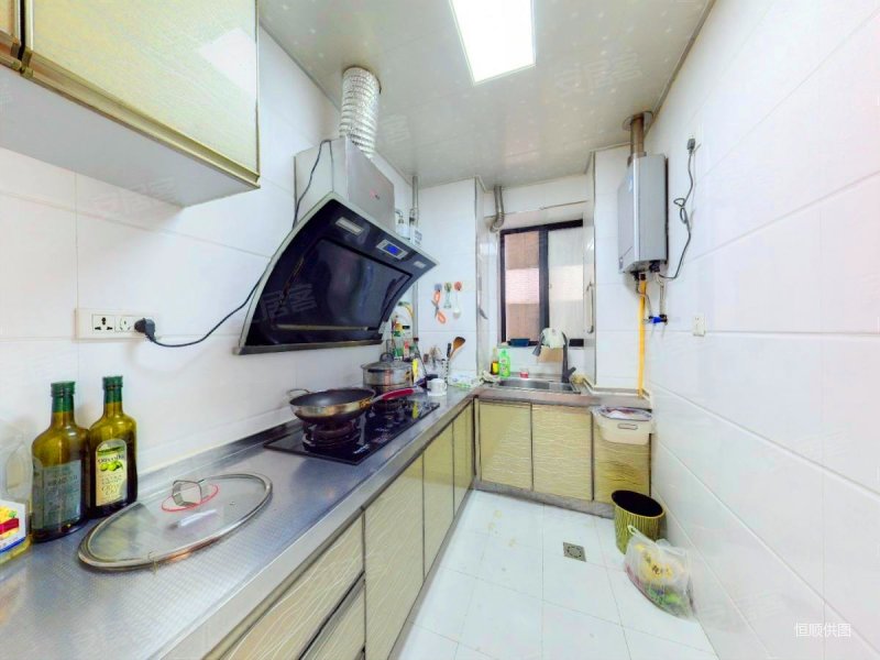 地铁3号线雁塔区御笔华府两室次新小区配套齐全好房