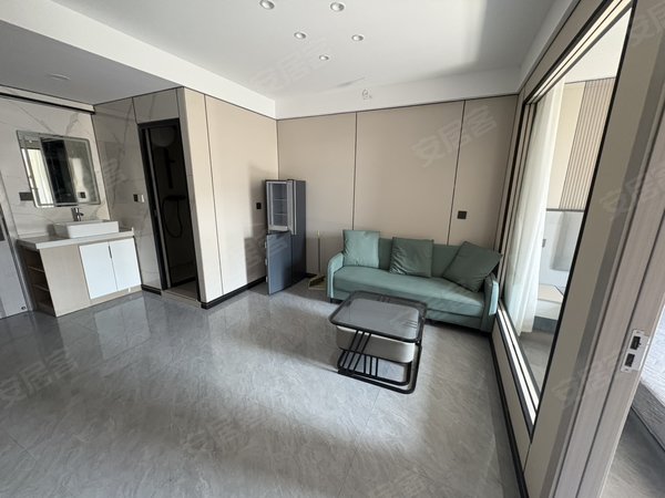 金华浦江县浦江城东保尔路122号楼自家公寓出租位置在宏业大道这边，离廿亩山夜市很近，停车方便出租房源真实图片