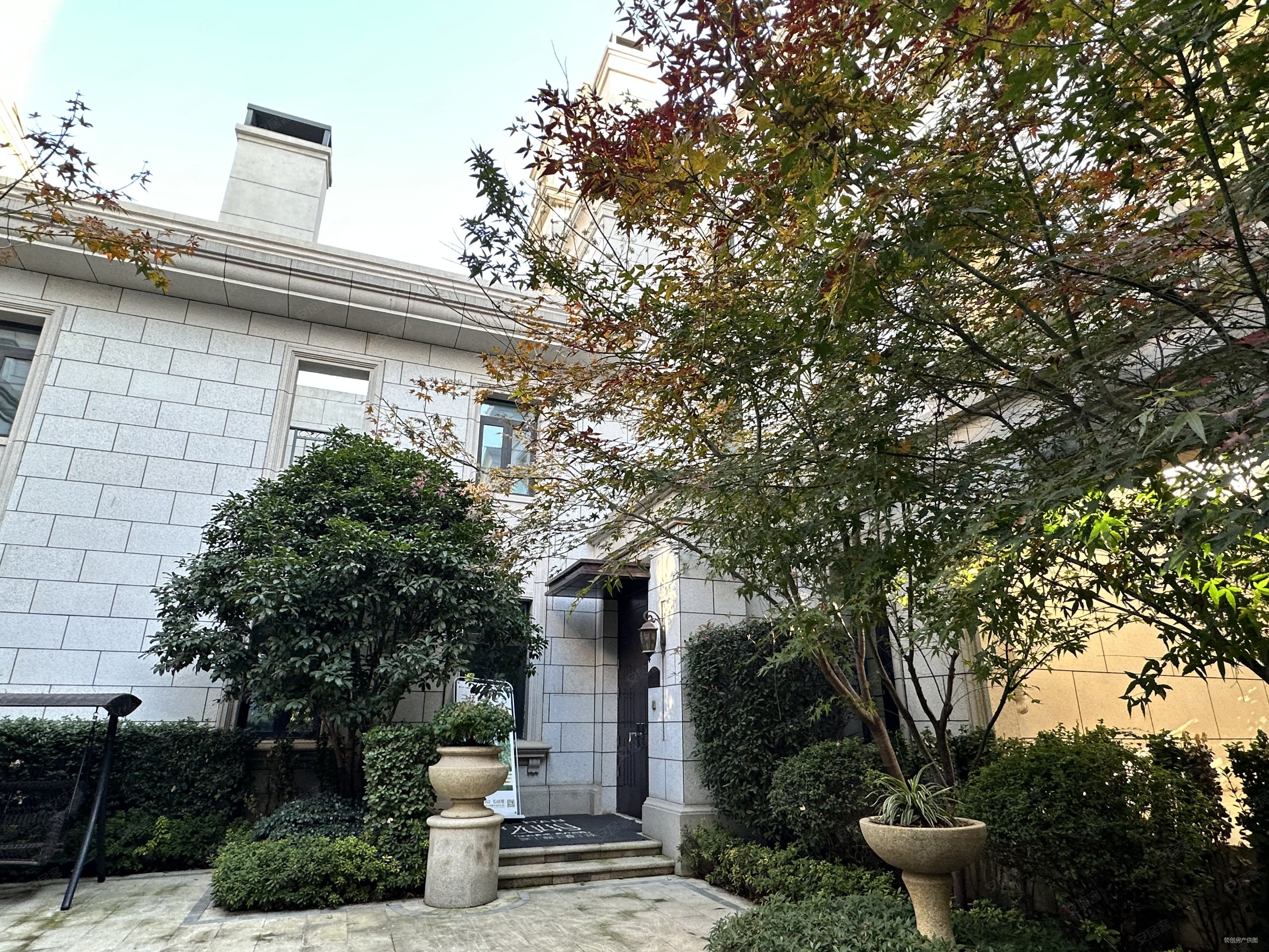 70年产权三环内叠墅 满二 全新精装修 产权清晰 双公园,海伦春天(四期