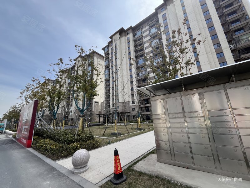 城东碧桂园珺尚府精装3室88.8万出售