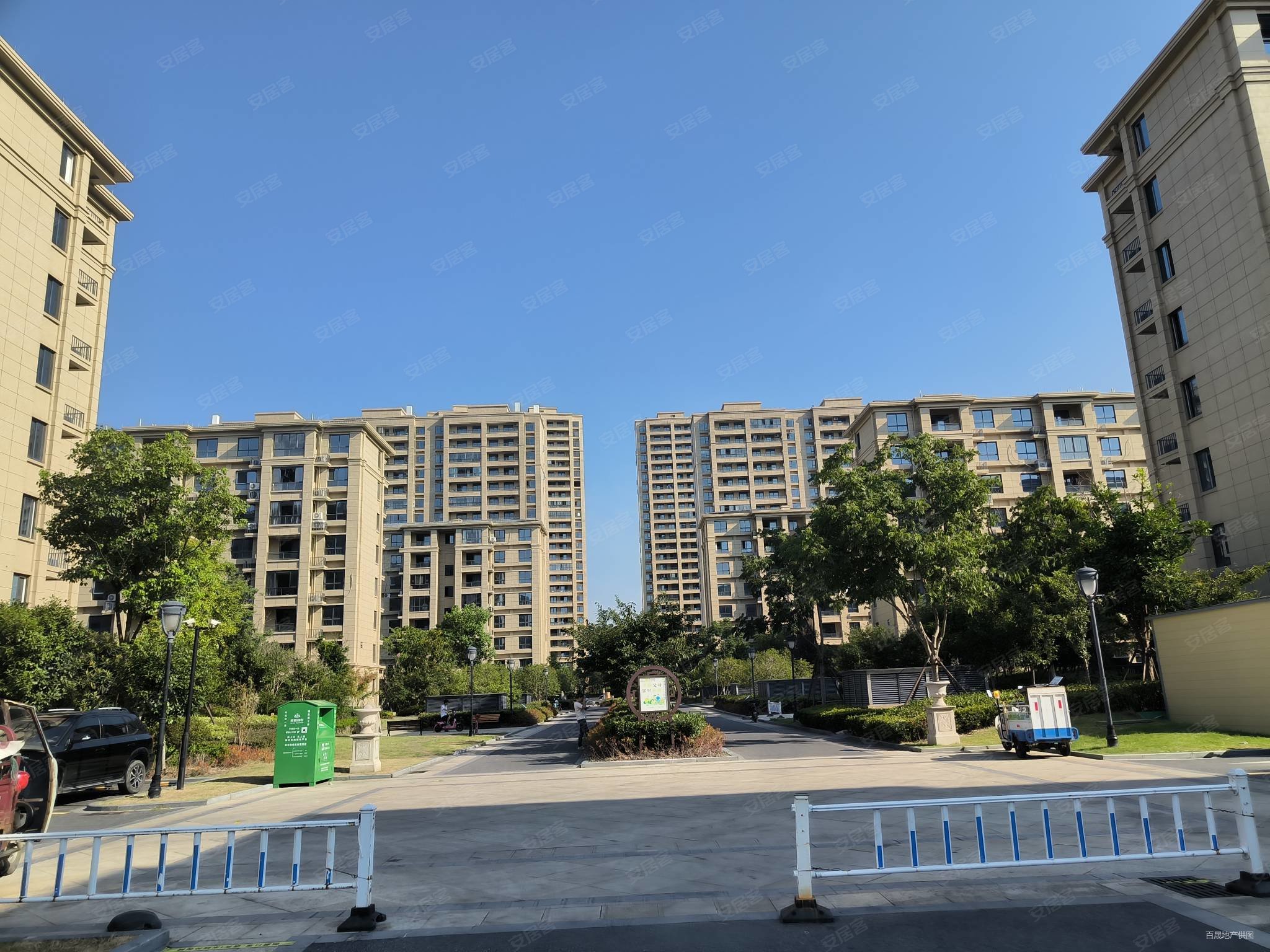 卡森卫星城名庭园南北通透精装好房板楼房龄新小三房