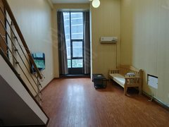 深港亚太中心一室一厅出租1800月看房方便拎包入住随时看房
