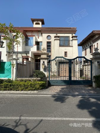 观澜湖长堤双拼别墅 业主诚心出售,随时看房,产权清晰.