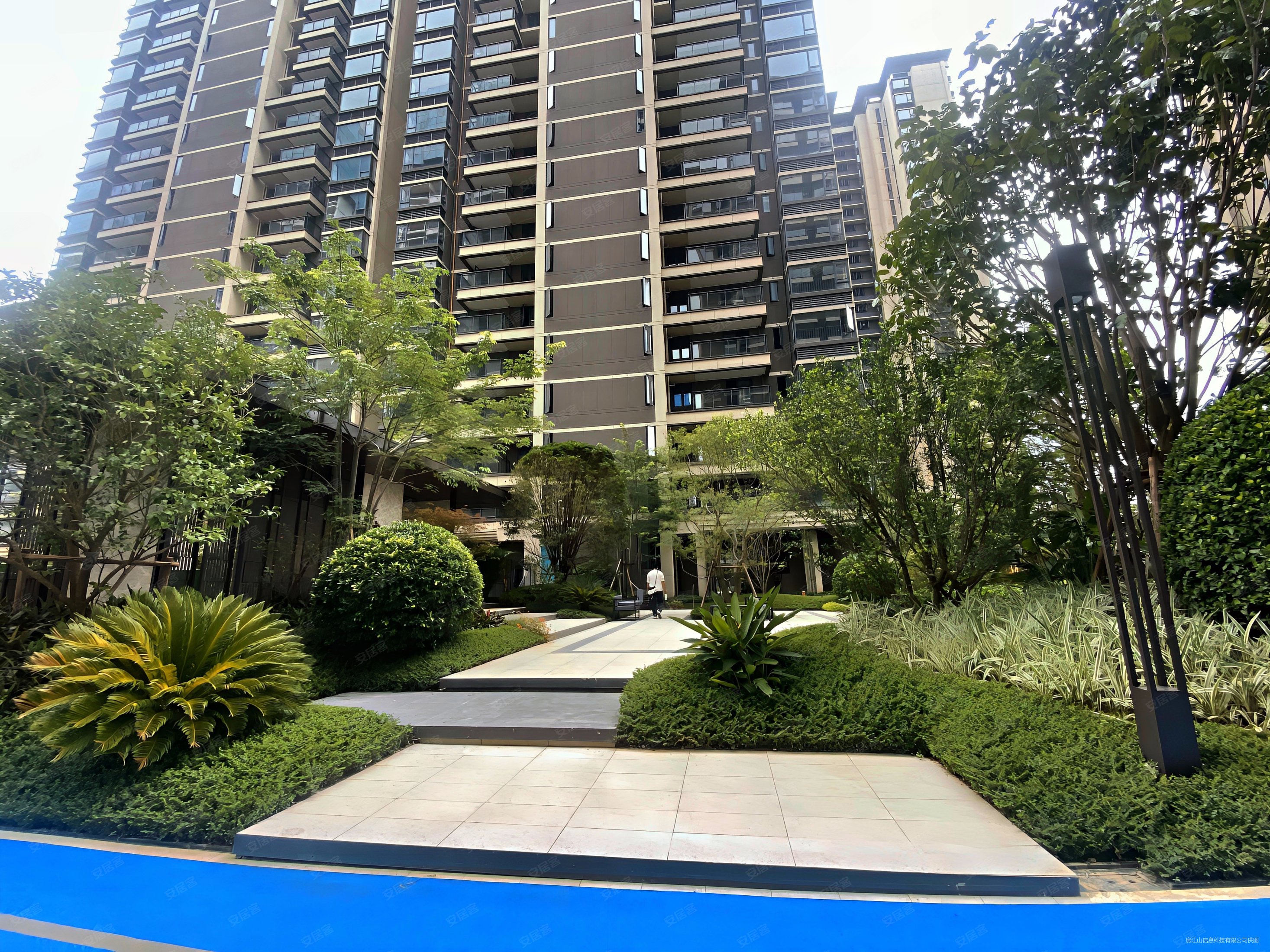 阳光城江南檀悦4室2厅2卫126.52㎡南北115万