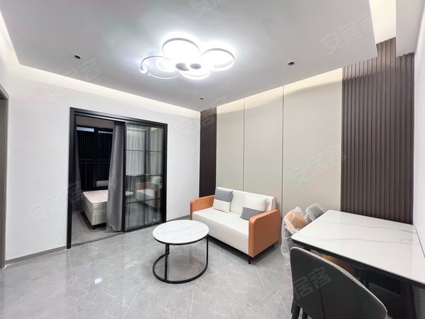 福州鼓楼黎明乌山府华润乌山府丨南北双阳台 精装三房 近地铁 华润