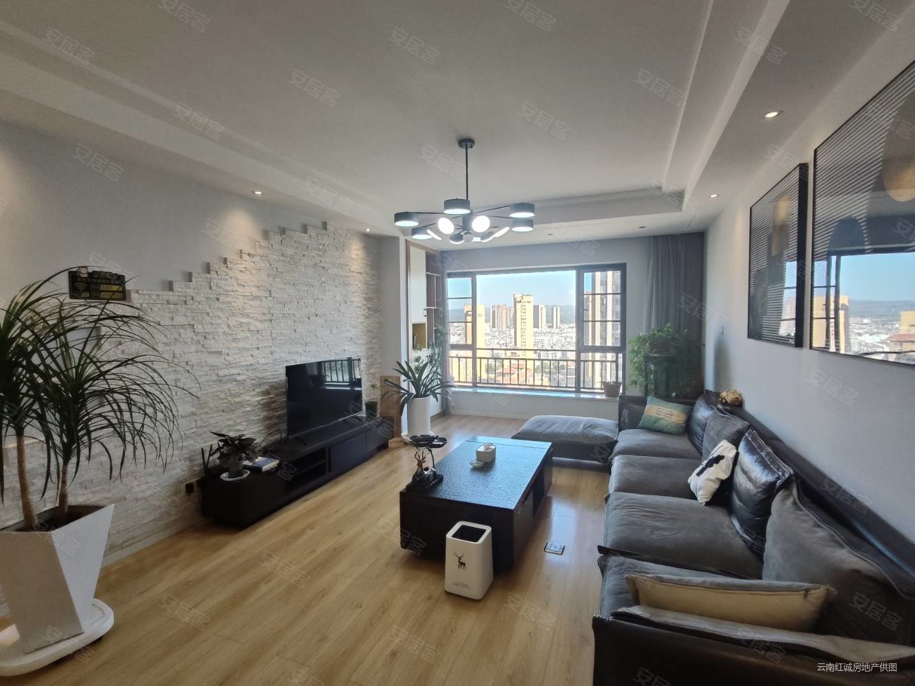 福地半岛艺丰广场3室2厅2卫110㎡东78.8万