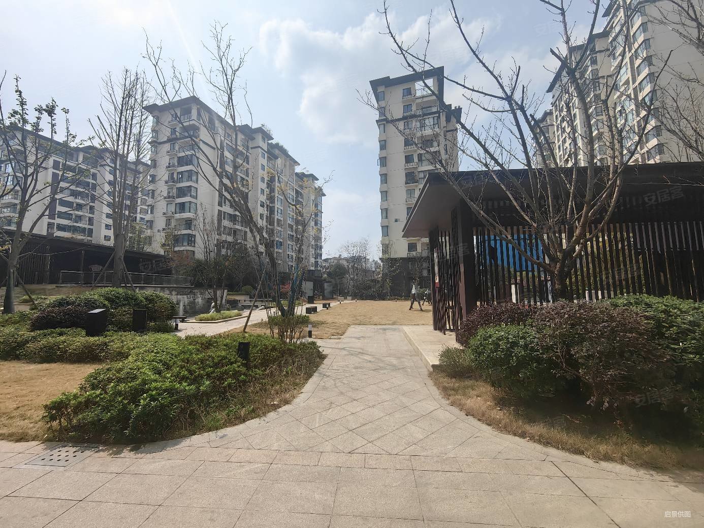 君悦华府洋房顶跃享别墅品质6房3卫实得360平