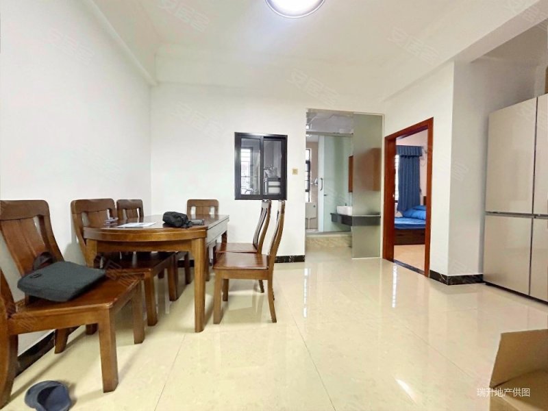 光大花园金辉苑(东城) 交通便利 小三居 双卫 南北通透