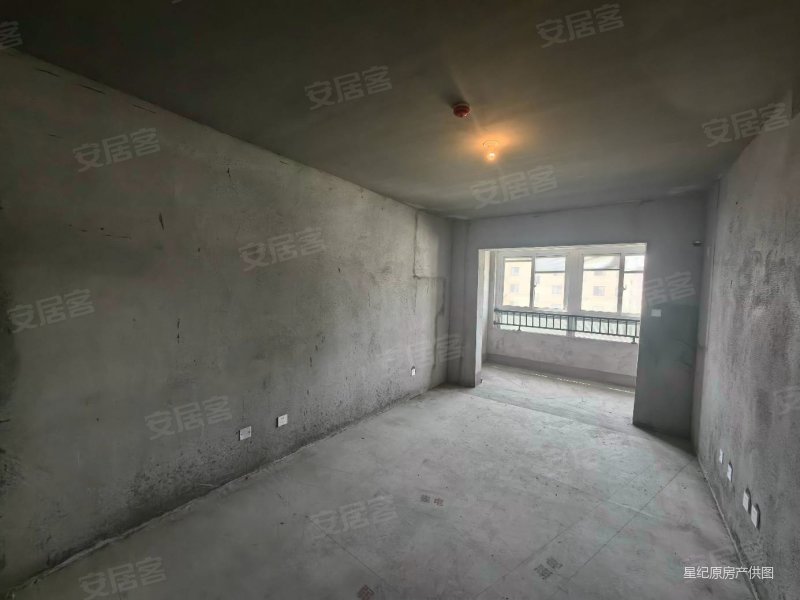 润景花园(沛县) 装修好 中间楼层 次新小区 正规商品房