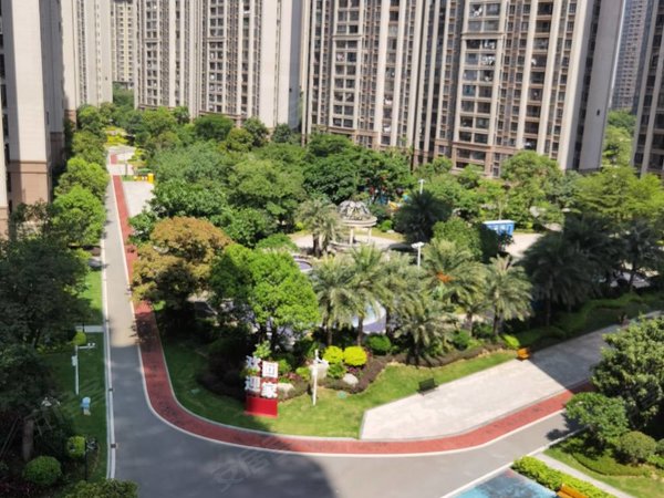 泉州丰泽东海湾碧桂园天玺湾碧桂园天玺湾,89平三房两卫出租 2300元