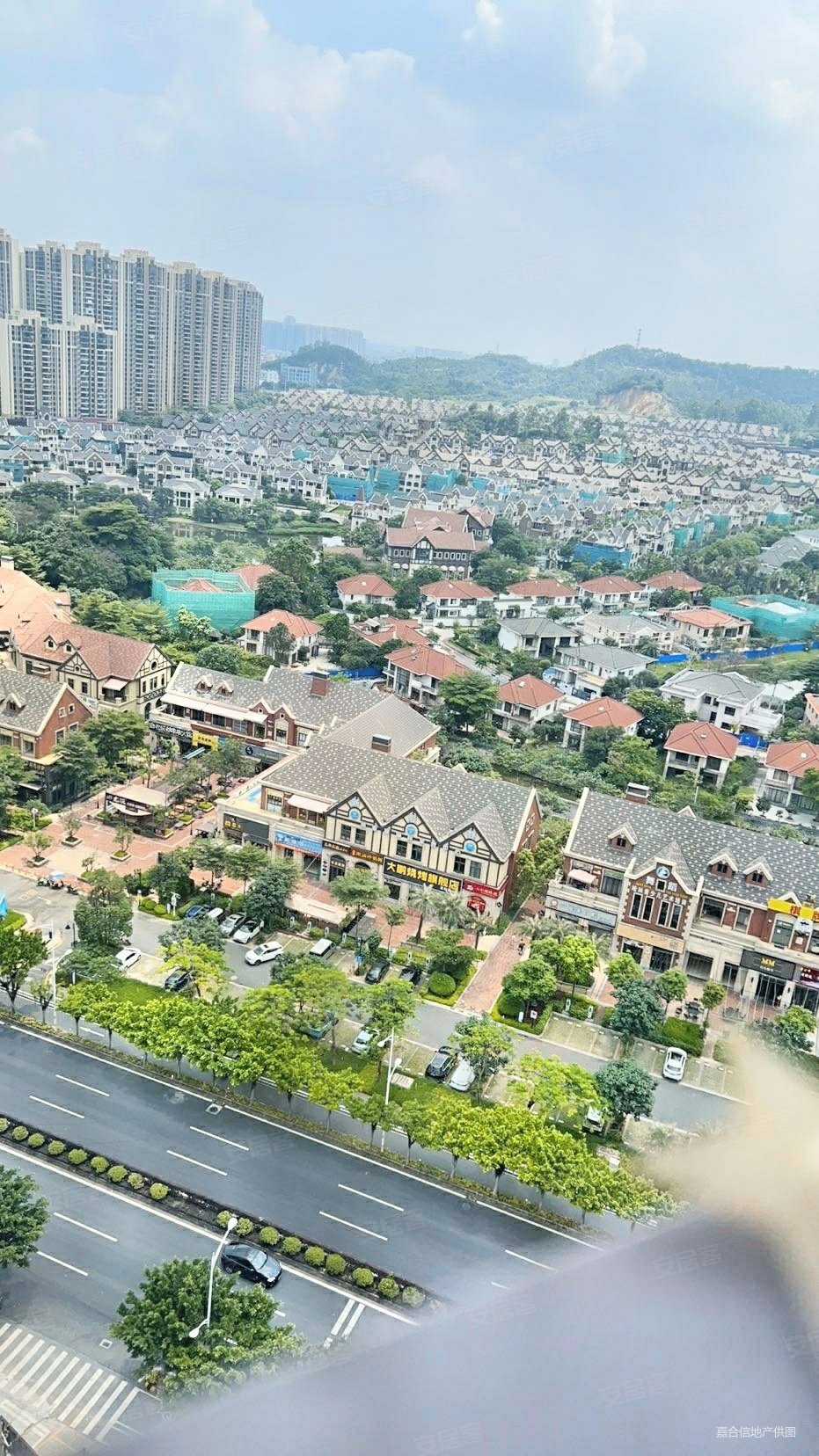 保利紫滨公馆3室2厅2卫16988万91平方米