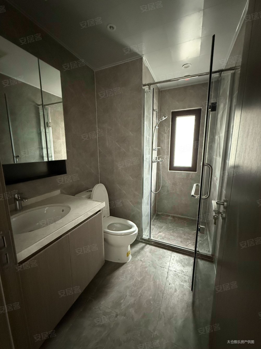 心望雅苑3室2厅2卫105㎡南北168万