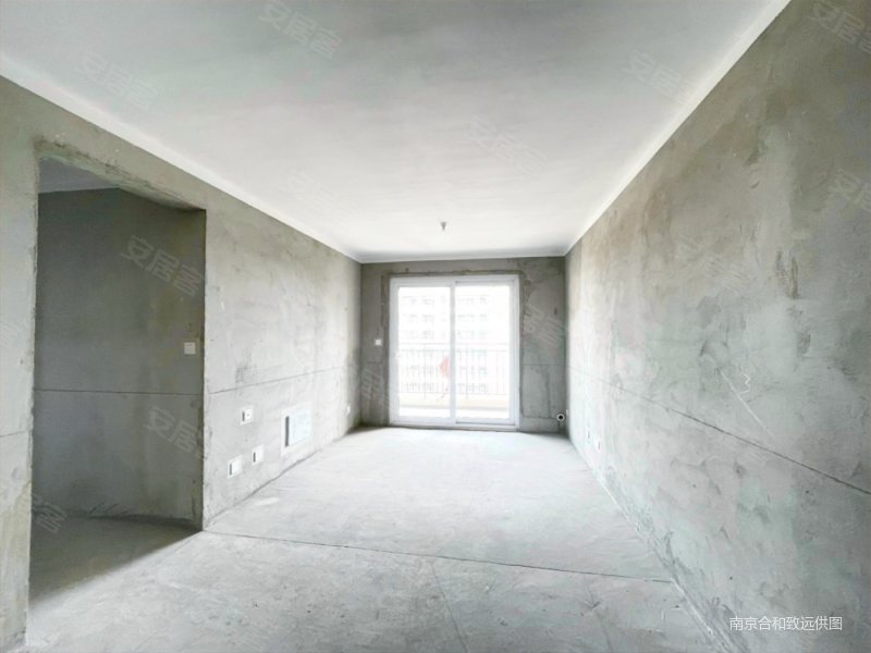 楼层好 小三房 次新小区 产权清晰 车位充足 近地铁,弘阳金辉时光悦府