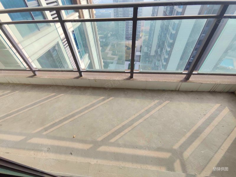 清水房,世纪金马旺龙湖云景二手房,66万,4室2厅,2卫,125平米-重庆安居