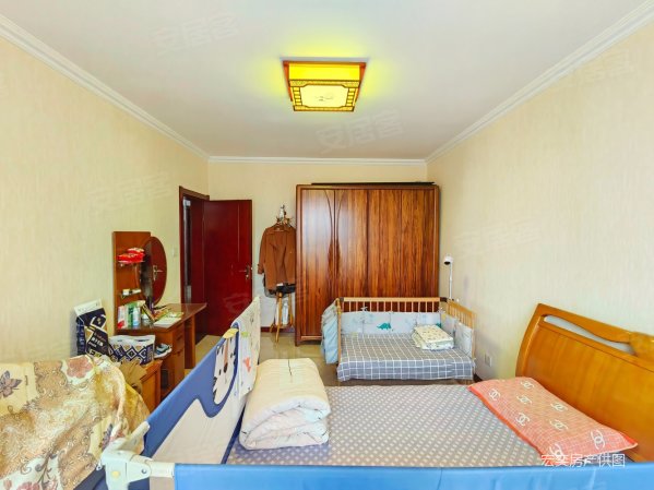 地铁口,静宁北路电梯高层四室两厅,水岸茗苑二手房,380万,4室2厅,2卫