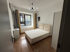 南京江宁秣陵砂之船 秣周东路地铁口，两户用一个卫生间，看房随时。出租房源真实图片