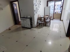 海门海门市区海南路国际车城朝南2房每月800有钥匙随时看房！出租房源真实图片