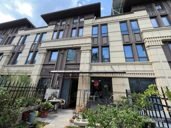 上海房产网>上海二手房>松江二手房>小昆山二手房>路劲佘山院子(别墅)