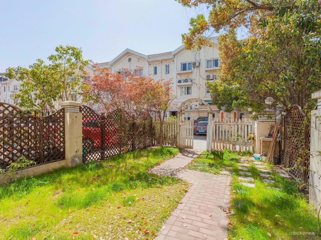 大华水岸蓝桥(别墅)5室3厅3卫286㎡南北2095万