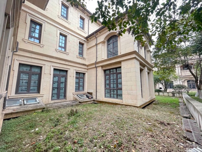 绿地乔治庄园别墅