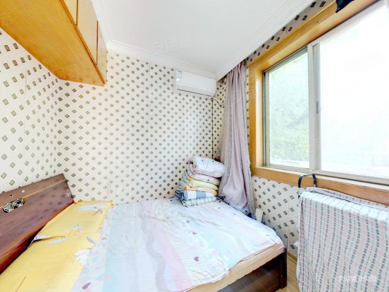 双地铁环绕百小百中湖滨公寓精装3房中间楼层商圈成熟