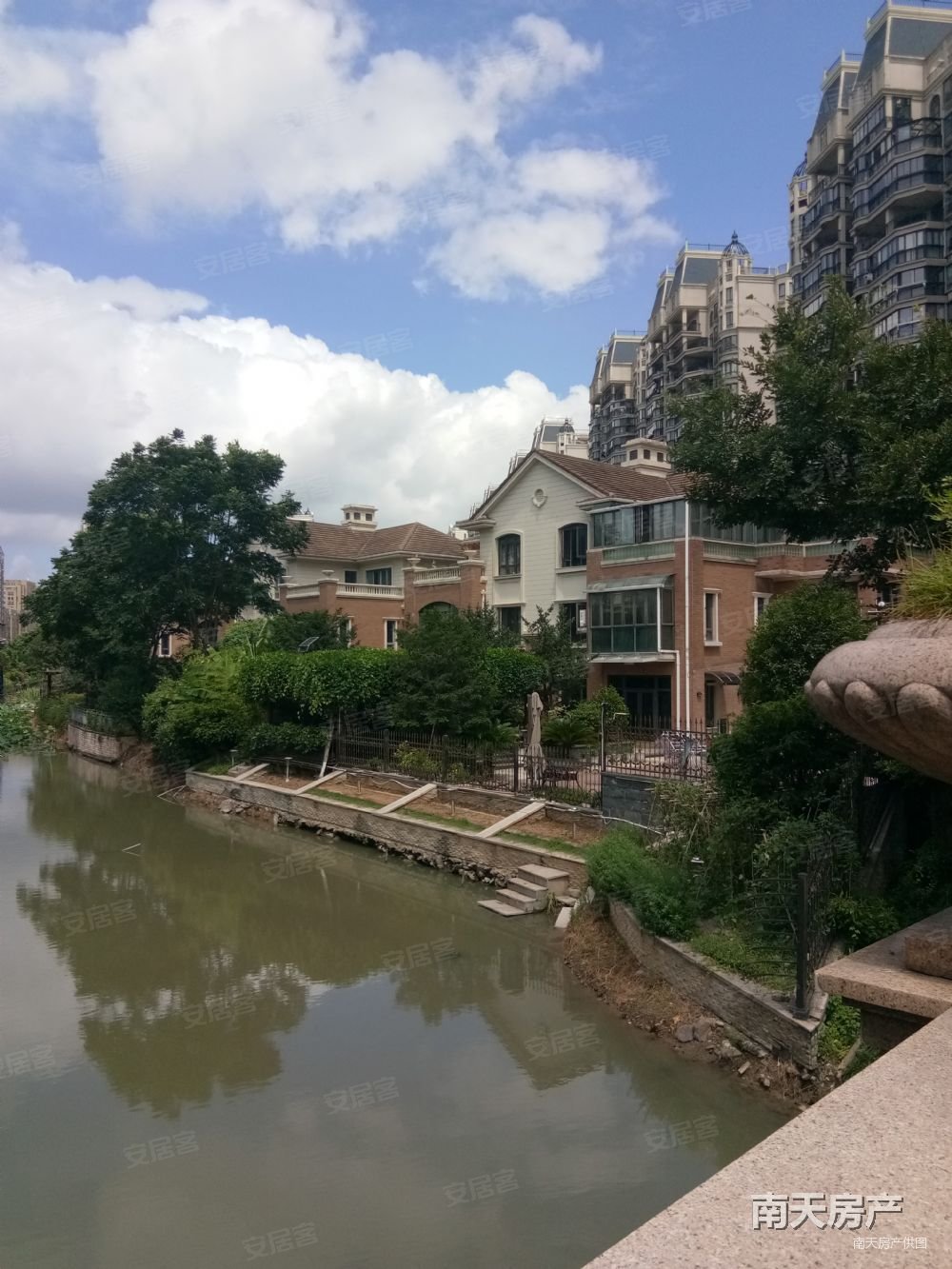 合生国际别墅260平全新毛坯价格实惠有钥匙