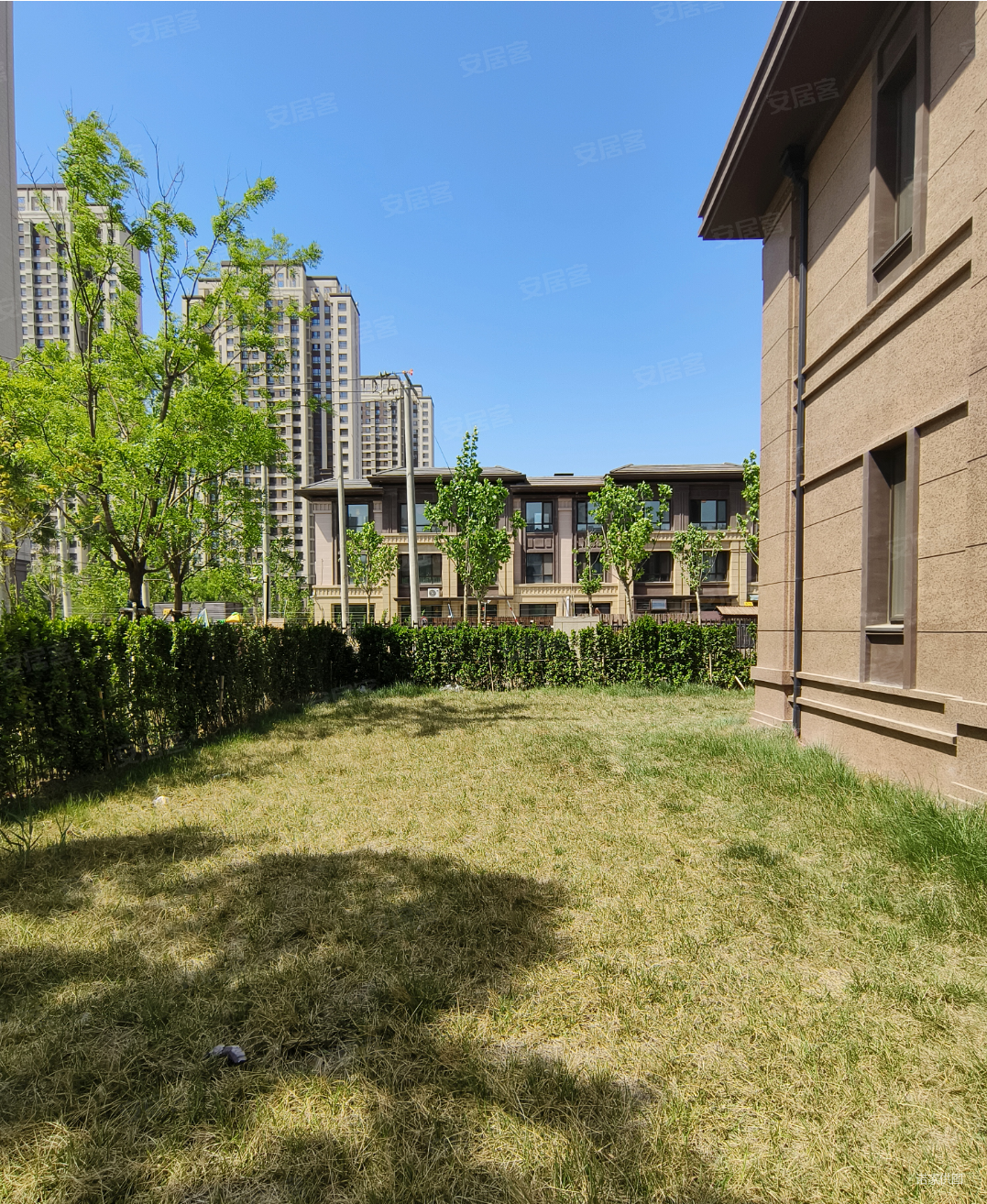 中海公园城澜湖苑5室2厅3卫168㎡南北350万