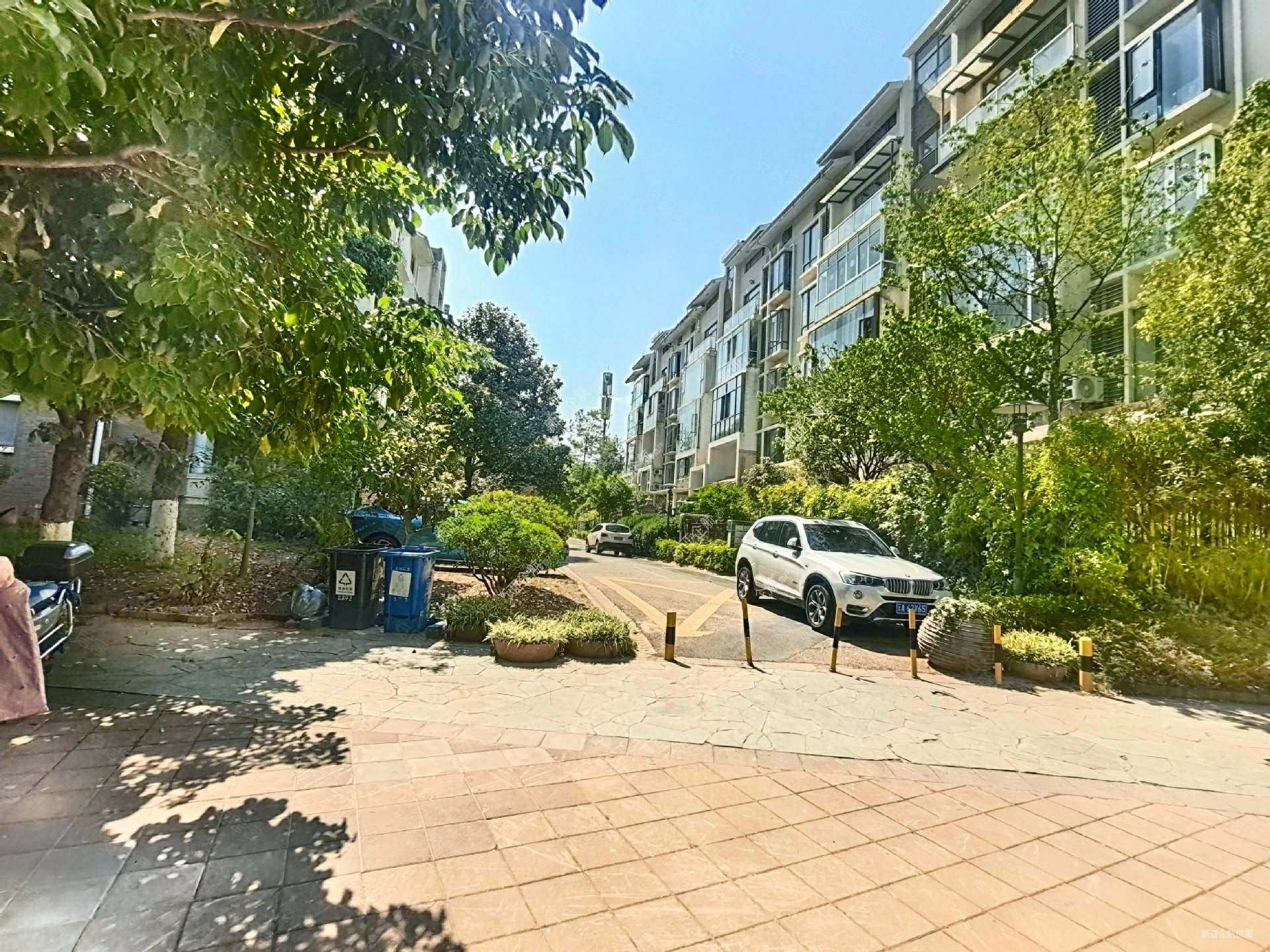 度假区滇池卫城蓝湾满两年证件在手有地暖随时看房