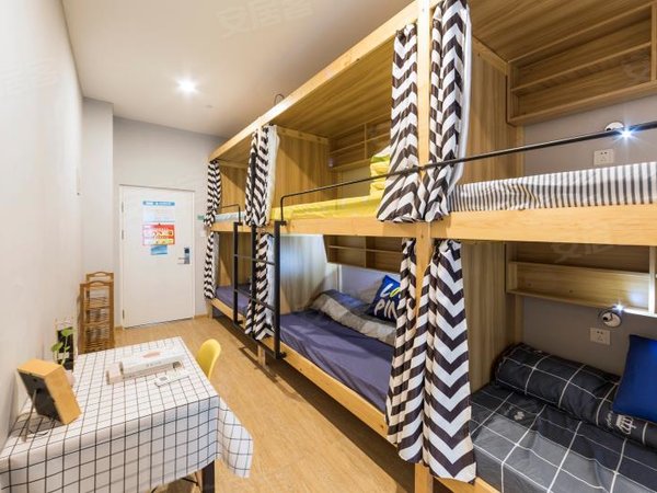 广州海珠晓港南泰路611号工厂魔方公寓 海珠区员工宿舍 2号线江泰站