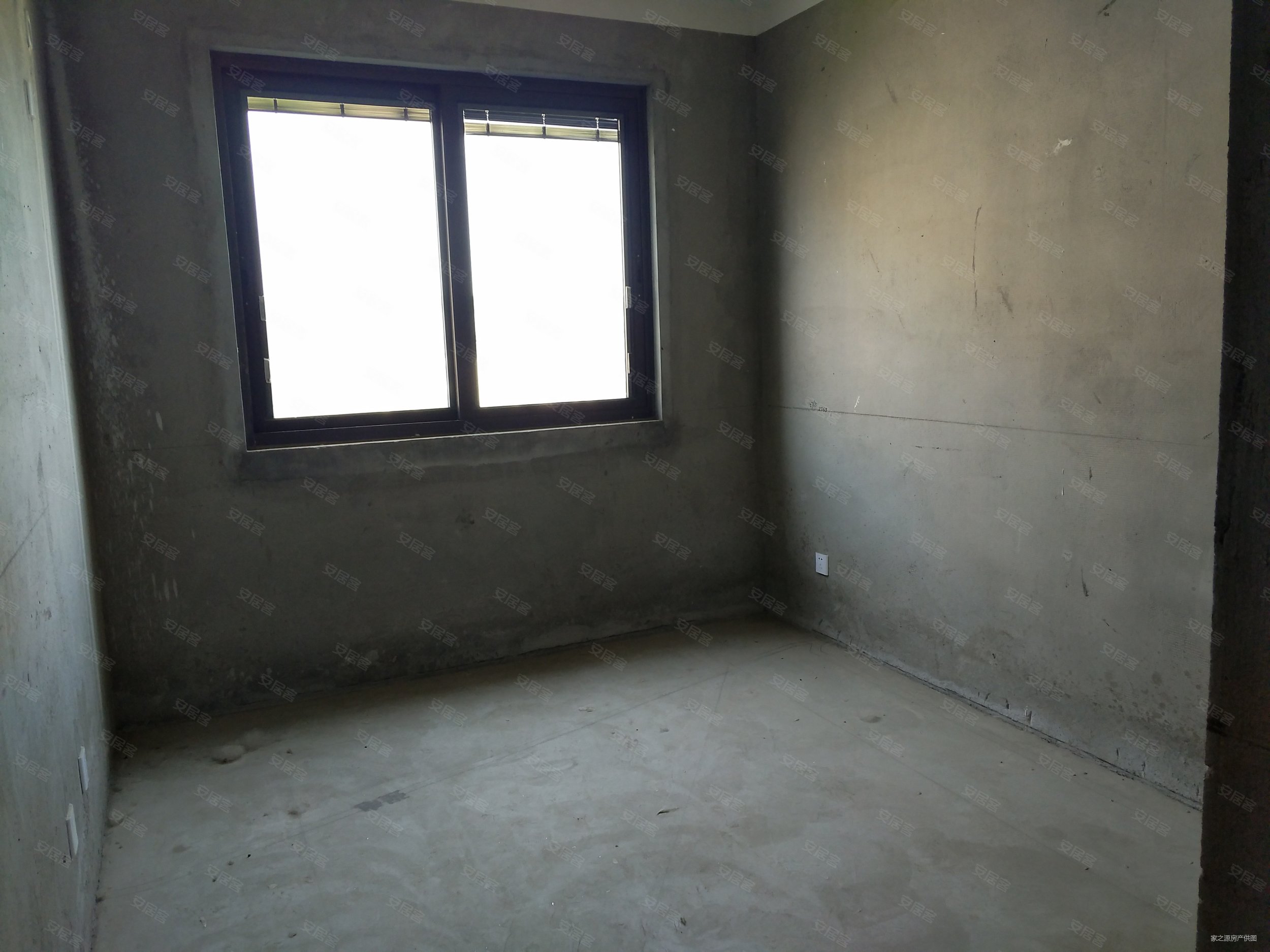 瘦西湖畔 扬州天下5楼洋房纯毛坯送车位车库邻瘦西湖院子