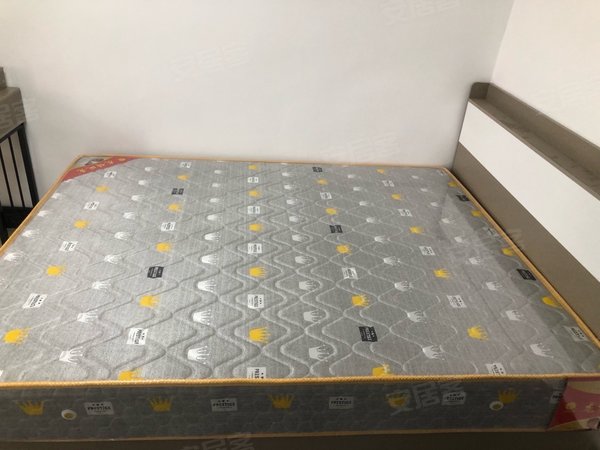 惠州惠城东湖花园东平冷冻厂宿舍区东平!吉之岛旁!900元!电梯房!