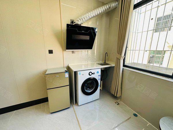 深圳龙岗坪地坪地街道河背村坪地坪洲百货丁山河畔,全新公寓家电家私