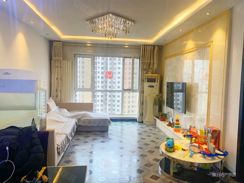 配有实验富力城一期大三居双卫格局中间楼层采光好