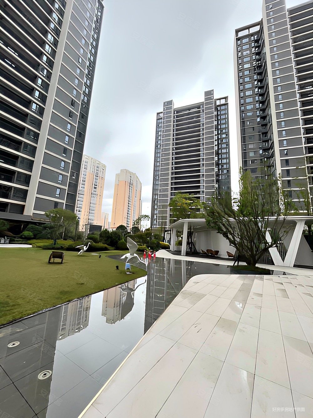 中海映山湖3室2厅2卫115.05㎡南北123万