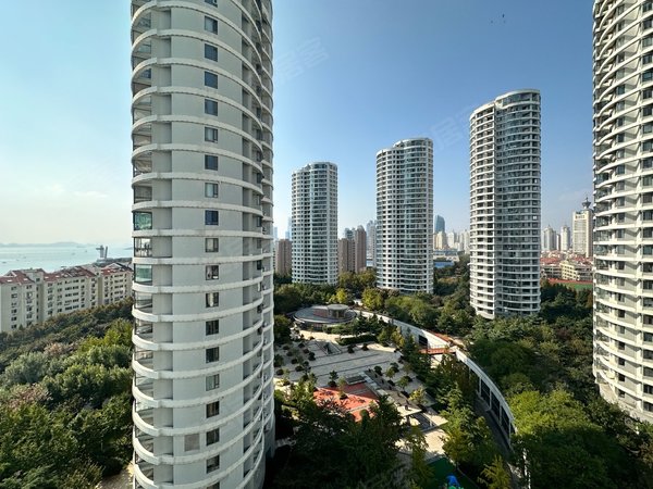 青岛市南奥帆中心海信燕岛国际公寓燕岛前排全海景 精装套三 随时看房