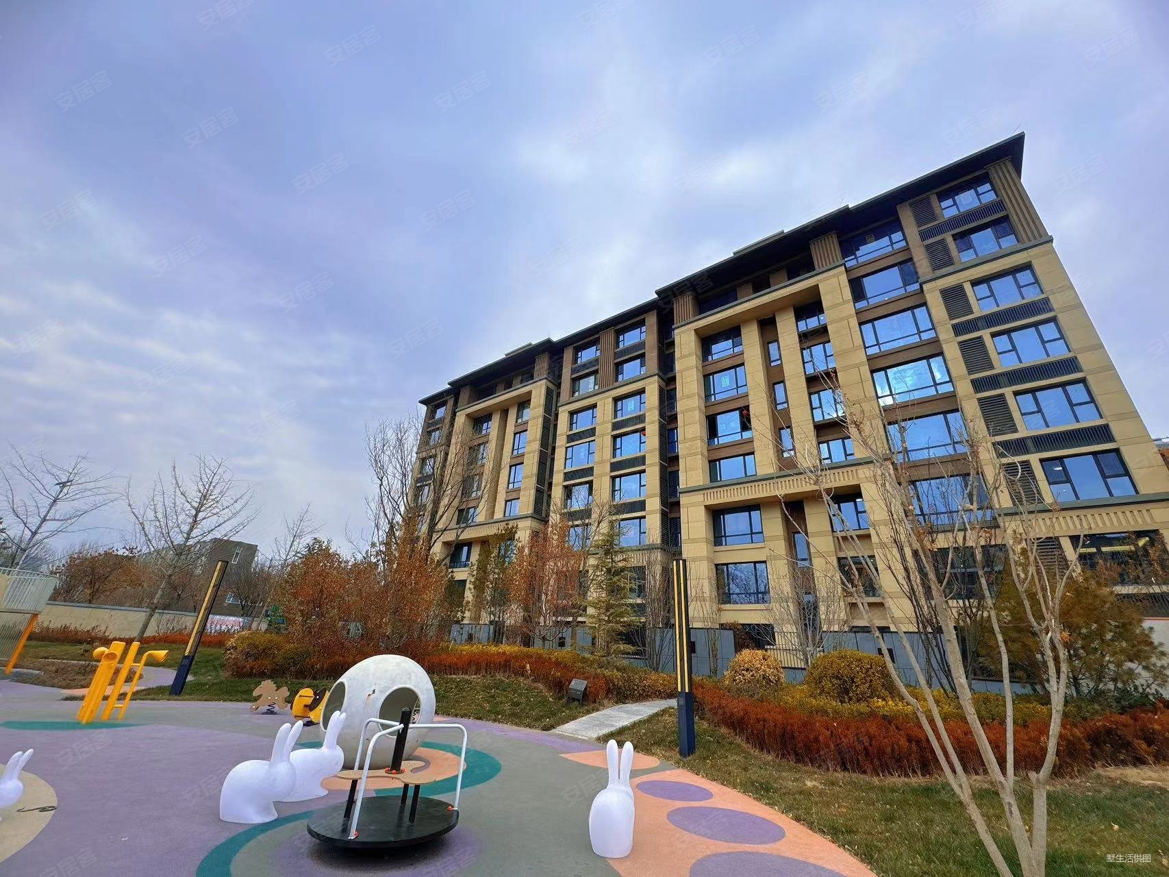 颐和天璟家园4室2厅2卫143㎡南北340万