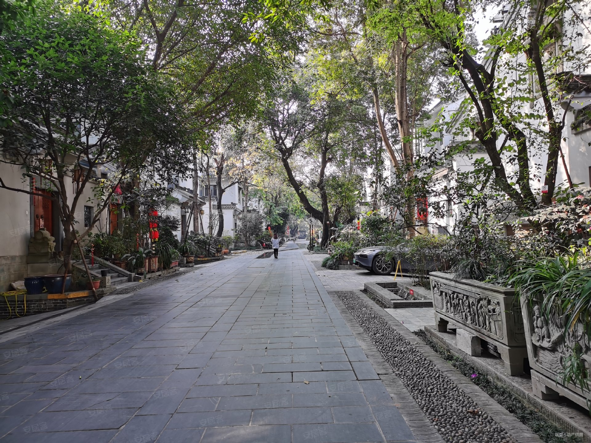 成都房产网>成都二手房>高新区二手房>芳草二手房>清华坊>