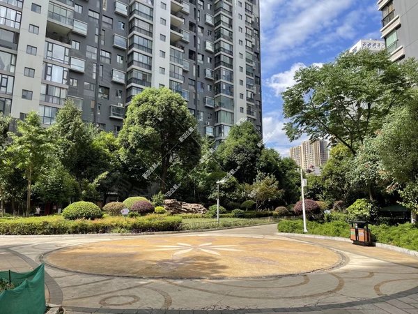 昆明盘龙江东花园金江小区瑞园霖雨桥地铁口金江小区瑞园精装5房带